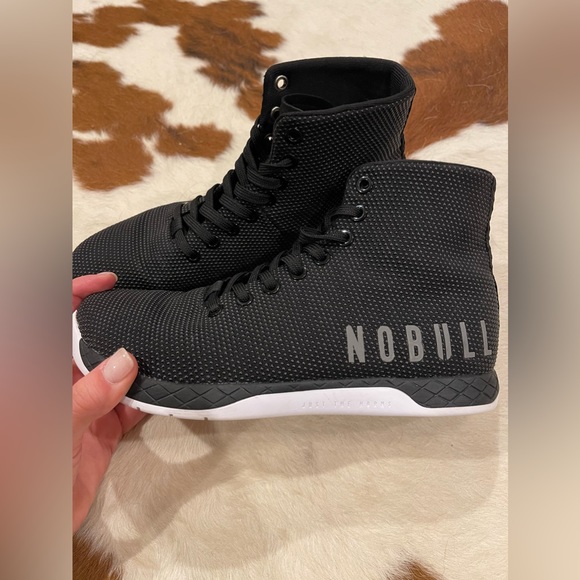 SOLD!!!! No Bull training shoes - Picture 2 of 6